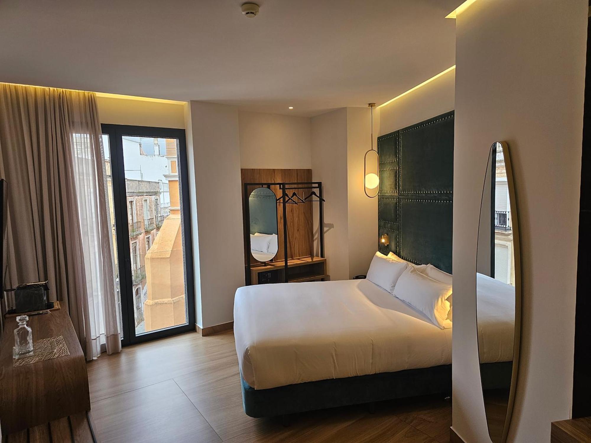 Hotel Las Tres Campanas Badajoz Zewnętrze zdjęcie